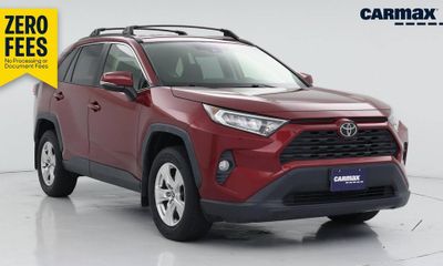 2020 Toyota RAV4 XLE