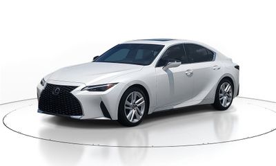 2023 Lexus IS 300 Comfort