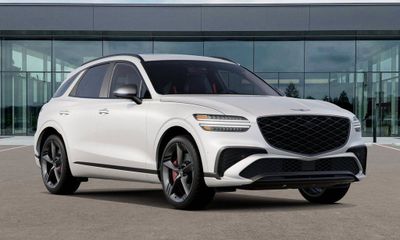 2027 Genesis GV70