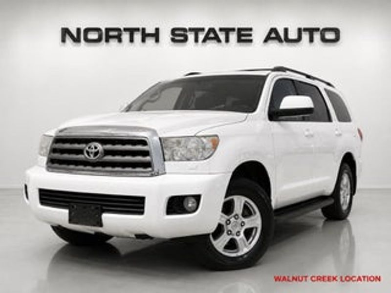 2015 Toyota Sequoia — a typically priced live listing