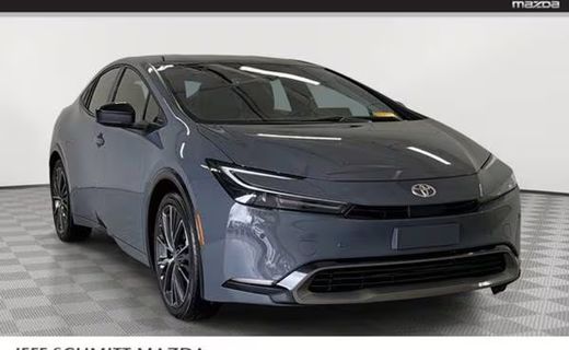 2025 Toyota Prius LE