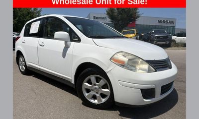2007 Nissan Versa SL Hatchback