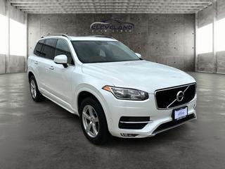 2016 Volvo XC90 Momentum