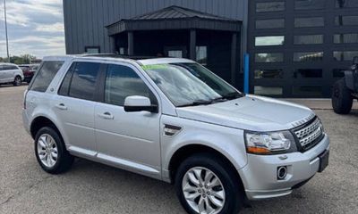 2014 Land Rover LR2 HSE LUX
