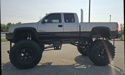 2004 Chevrolet Silverado K2500 Heavy Duty
