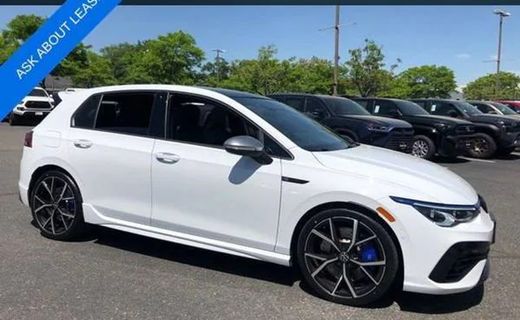 2024 Volkswagen Golf R Base