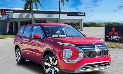 2026 Mitsubishi Outlander SE Trail Edition