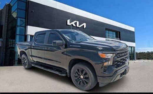 2023 Chevrolet Silverado Custom