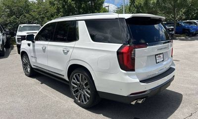 2025 GMC Yukon Denali Ultimate