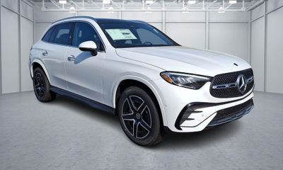 2026 Mercedes-Benz GLC-Class GLC300