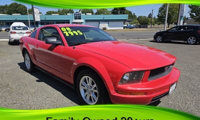 2008 Ford Mustang Deluxe