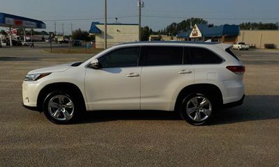 2017 Toyota Highlander LTD Platinum