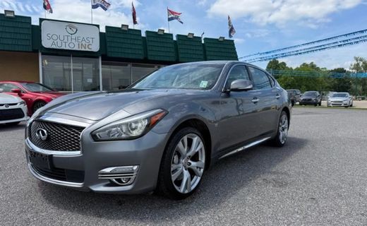 2019 Infiniti Q70L 37 Luxe