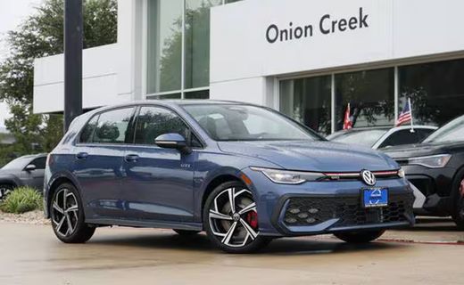 2026 Volkswagen Golf GTI SE