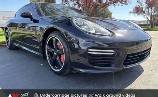 2015 Porsche Panamera