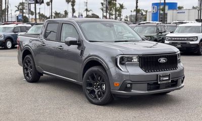 2025 Ford Maverick Lobo Premium