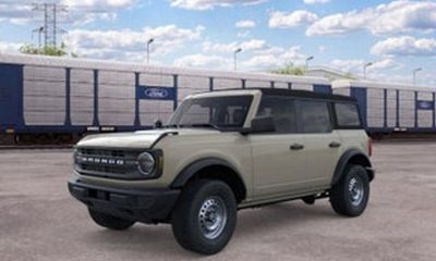 2026 Ford Bronco Base