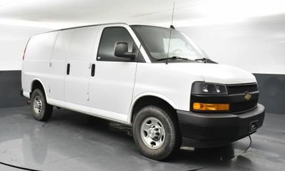 2021 Chevrolet Express 2500
