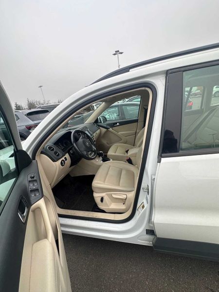 2017 Volkswagen Tiguan — a typically priced live listing