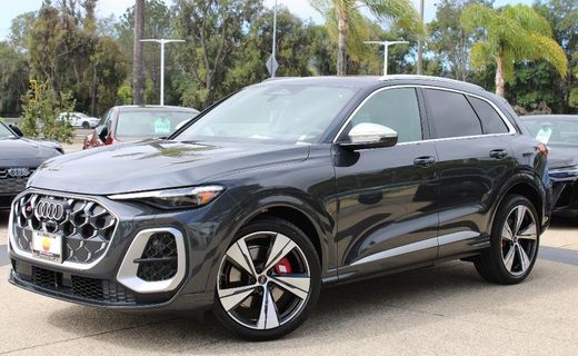 2026 Audi SQ5 Quattro Premium Plus