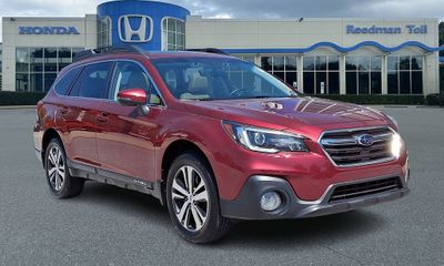2019 Subaru Outback Limited M R