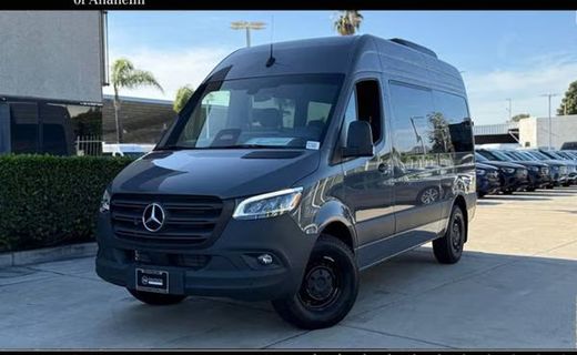 2025 Mercedes-Benz Sprinter 907