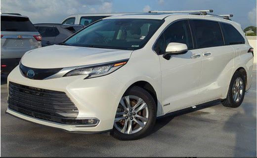 2021 Toyota Sienna Limited