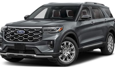 2027 Ford Explorer Platinum
