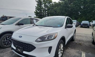 2022 Ford Escape SE