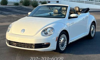 2015 Volkswagen Beetle 1 8T TDI