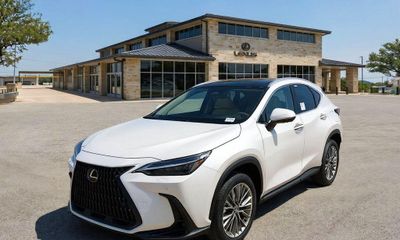 2026 Lexus NX 350 Luxury