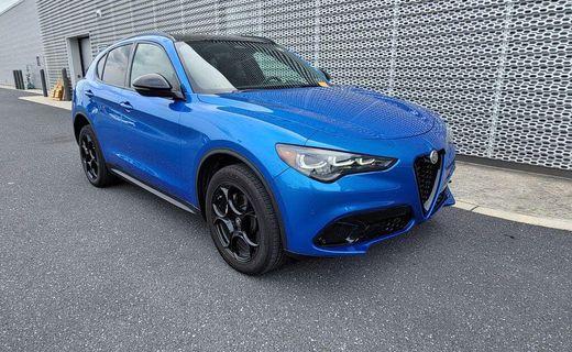 2025 Alfa Romeo Stelvio