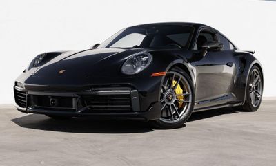 2025 Porsche 911 Turbo S