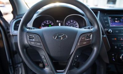 2018 Hyundai Santa FE Sport Base