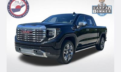 2023 GMC Sierra Denali