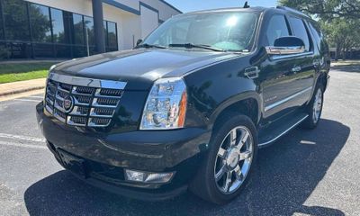 2013 Cadillac Escalade Luxury