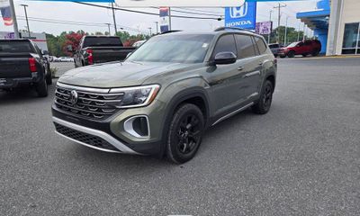 2025 Volkswagen Atlas 4Motion Peak Edition