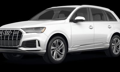 2023 Audi Q7 Quattro Premium Plus