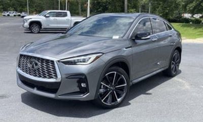 2023 Infiniti QX55 Essential