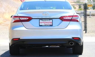 2018 Toyota Camry L LE SE