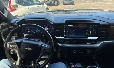 2024 Chevrolet Silverado High Country