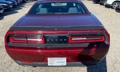 2018 Dodge Challenger SXT