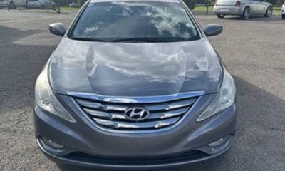 2012 Hyundai Sonata Middle Level