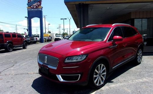 2019 Lincoln Nautilus Select