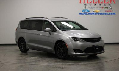 2020 Chrysler Pacifica Touring L Plus
