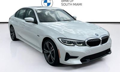 2022 BMW 330e