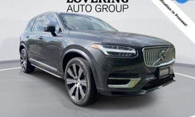 2023 Volvo XC90 Plus Bright