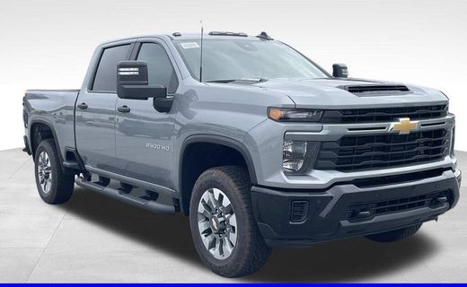 2026 Chevrolet Silverado HD Custom