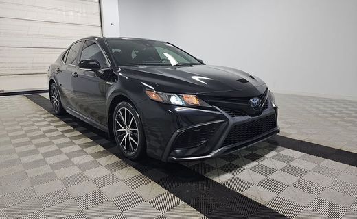 2021 Toyota Camry SE Convenient PKG