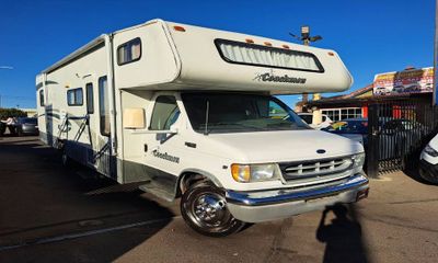 2001 Ford E-450 Super Duty Base